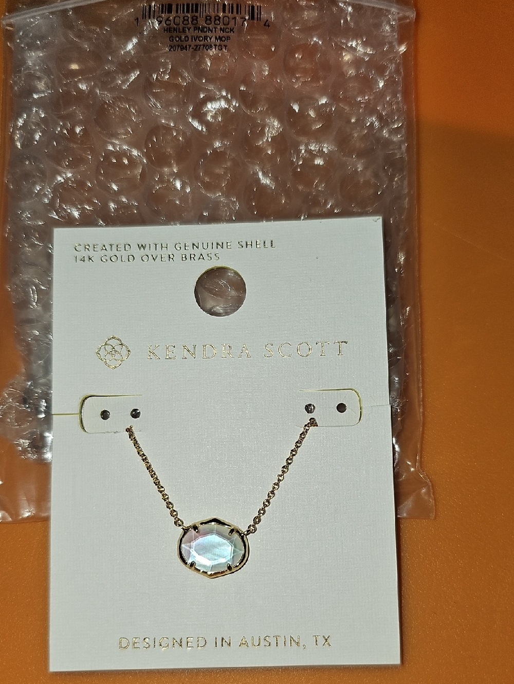 Kendra Scott Gold and Ivory Iridescent Shell Pendant Necklace